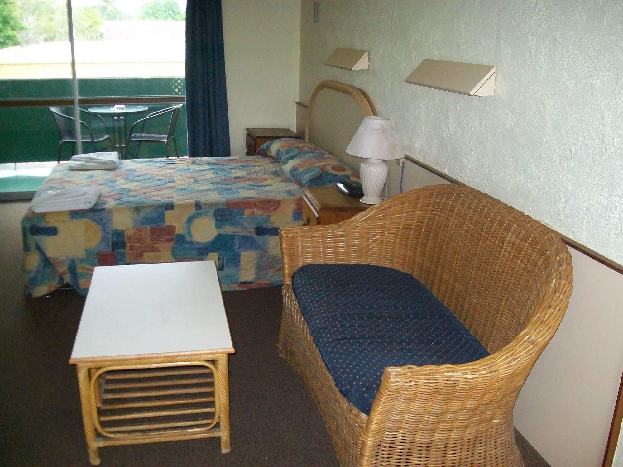 Sun Plaza Motel - Mackay Exterior foto