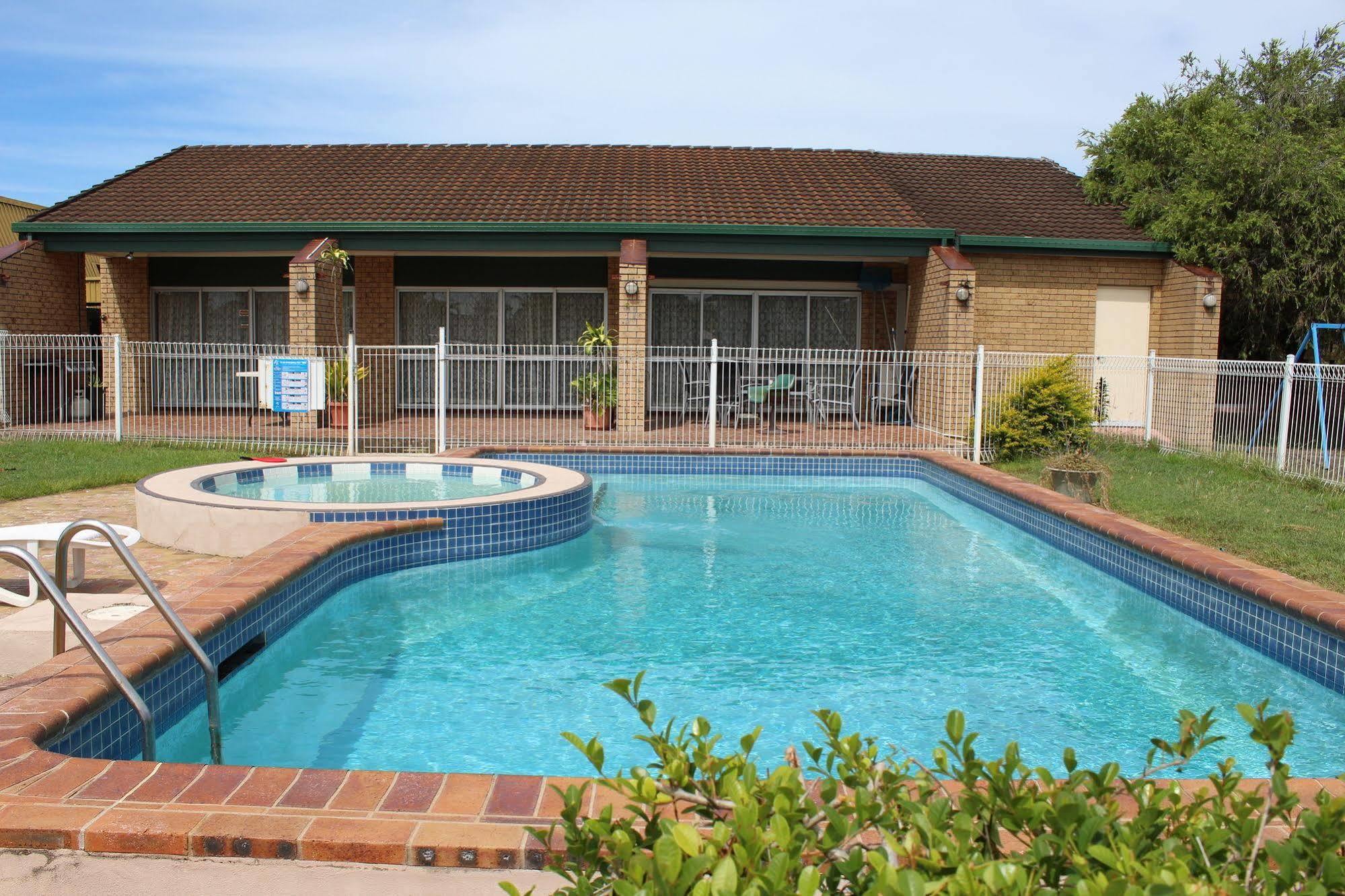 Sun Plaza Motel - Mackay Exterior foto